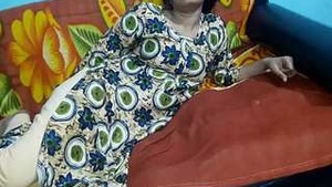 mom not here alone indian girl get fucked by her teacher