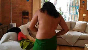 Desi Auntie Dress Up Video Change