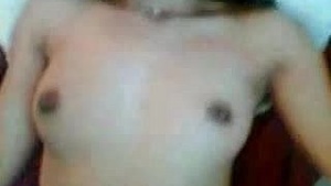 Indonesian nebdl regarding gradual pussy fuck