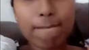 Lankn Horny Girl Showing And Fingering Pussy