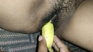 Desi - me with banana