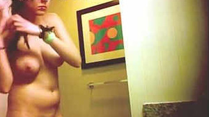 Hot Teen Change of Dress Captured