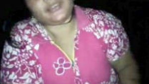 Indian woman in Salwar blowjob for her lover
