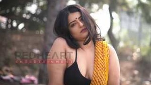 Desi bhabi boudi photo shoot