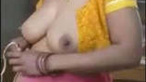 Indiana Desi housewife VDO change dress did not have