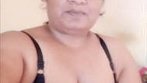 Punjabi Bhabhi showing her big tits