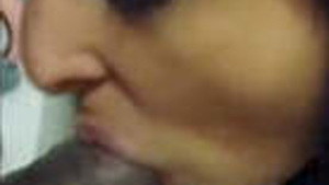 Cute amateur girl mouth fuck