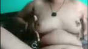 Desi Bhabhi Shows Pussy Breasts