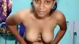 Desi girl webcam show her pussy on cam