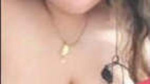 Paki Girl Showing Her Big Breasts