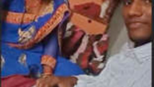 Desi bhabhi blowjob and dress change