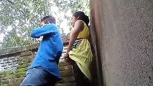 Homemade video of an Indian girl enjoying sex with her boyfriend