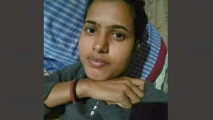 Finger play videos with a beautiful girl have been updated.