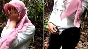 Muslim tattooed girlfriend gets naughty in the woods
