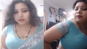 Video call with sexy Indian married woman