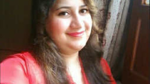 Married Bollywood babes seduce their boss.