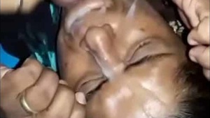 Aunty enjoys facial with cum