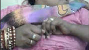 Beautiful bhabi from India gets exposed.