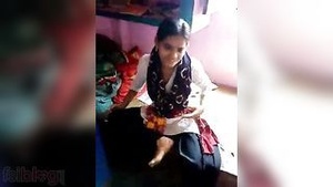A Indian local woman gets a big cock in her mouth for the first time.