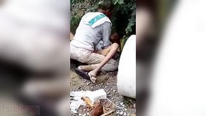 Open air sex in a village: Amateur video with an emphasis on Indian sex