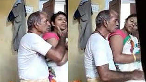 Big bouncing boobs of a mature aunt in madurai