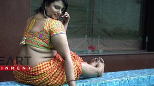 Hot curvy housewife of desi village poses for sexy photos.