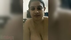 A hot and sexy Indian woman makes a private video of herself for her ex-lover.