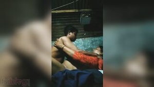 A mature woman has rough sex with a man she met through a local MMS service.