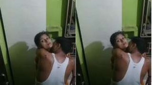 Aunty sensuously bathes while husband pleases Bhabhi in college dorm
