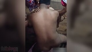 Desi housewife's erotic experience with regular sperm donor in MMC video