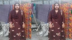 Bhabhi's boobs and pussy shot on video call for incumbent men