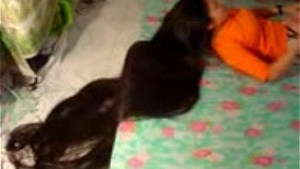 Brunettes with beautiful hair, a fetish