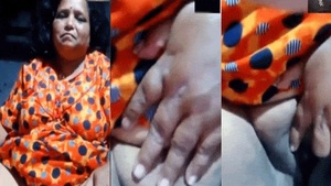 Secret adult video of an Indian phone sex call with a stwalker