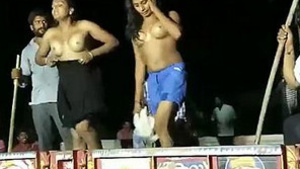 嬖 Chambers dance at midnight