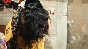 Stepson and stepmother's secret pleasure: Bengali beauty Desi Tumpa in action