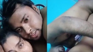 Beautiful Bengali girl’s homemade sex video