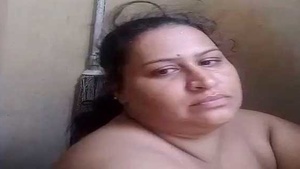 Busty Dehati Bhabhi shoots video in the bathroom