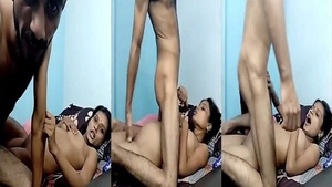 Young pregnant Indian house wife’s live cam sex show