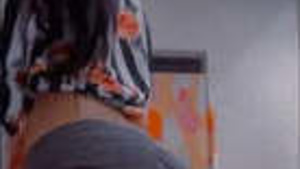 Sexy Indian girl shows her body in this video