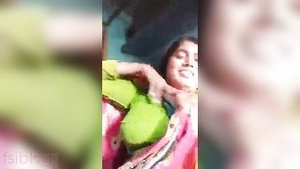 Hot village wife Dehati goes naked to tease in a live video call