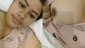 Big ihnen Bangladeshi cutie gets her first ride.