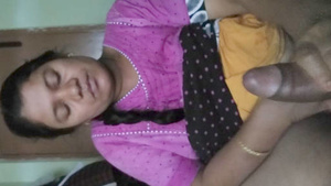 Riding and fucking like rabbits: Hot video of Indian couple