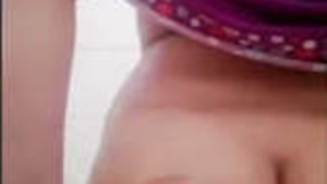 Desi hot bhabhi showing some skin