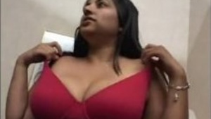 Beautiful porn actress Mom banging cumshot