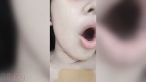 Indian chick says no to XXX viewers waiting for another MMC video
