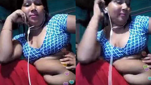 Video chat with aunt who has a big navel