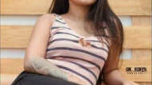 Sexy clips of Indian cam girl