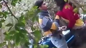 Love of Indian origin enjoys love in the great outdoors