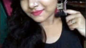 Sexy European girl masturbates on a new video call and the video was leaked.