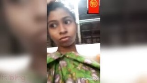 Indian woman goes topless for Lankan porn subscribers during video call